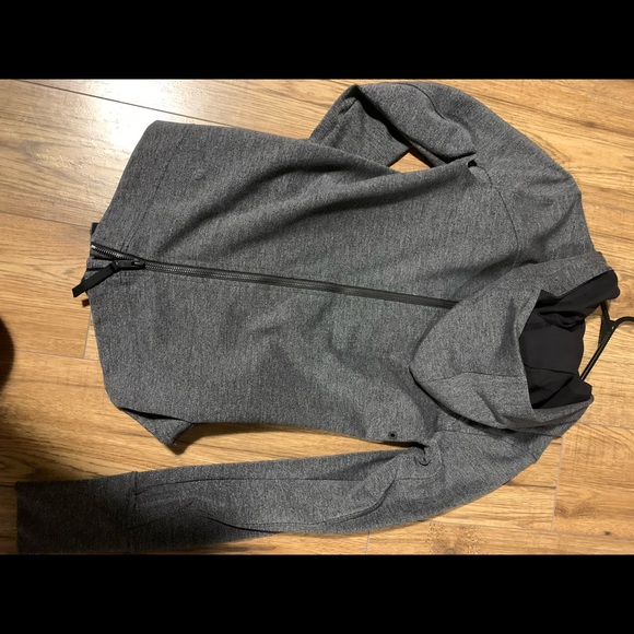 lululemon city trek hoodie - Picture 6 of 7